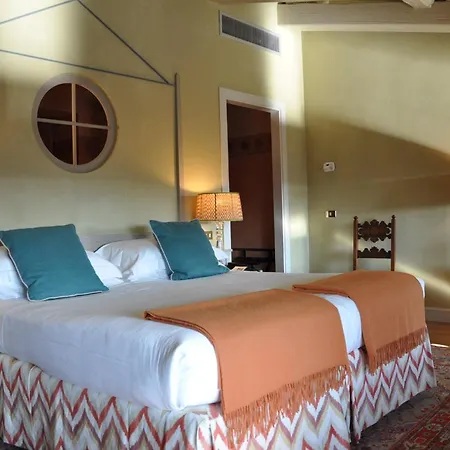 Antica Torre Tornabuoni ベッド・アンド・ブレックファスト 4*