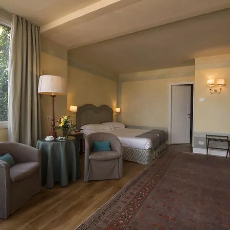 ベッド・アンド・ブレックファスト Antica Torre Tornabuoni