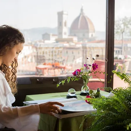 Antica Torre Tornabuoni Couette-café Florence