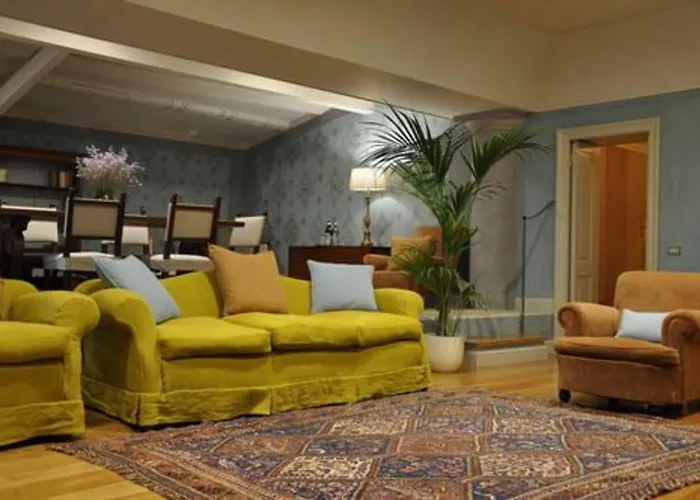 Antica Torre Tornabuoni Bed & Breakfast