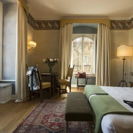 Antica Torre Tornabuoni 4* Florença