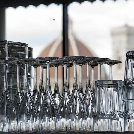 Alojamento de Acomodação e Pequeno-almoço Antica Torre Tornabuoni