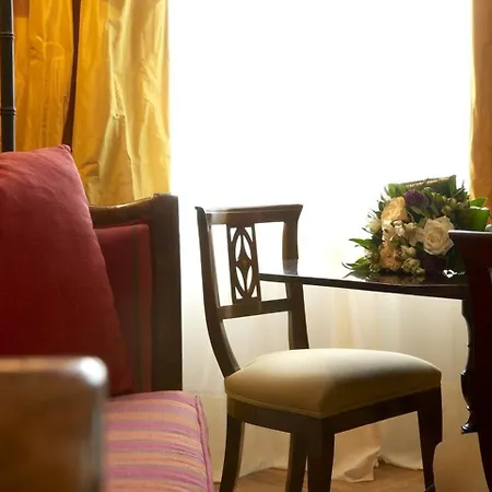 Antica Torre Tornabuoni 4*